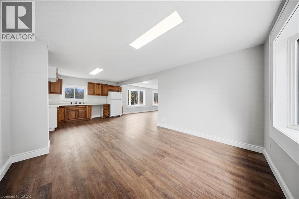 75 ROBINSON Road thumbnail 37