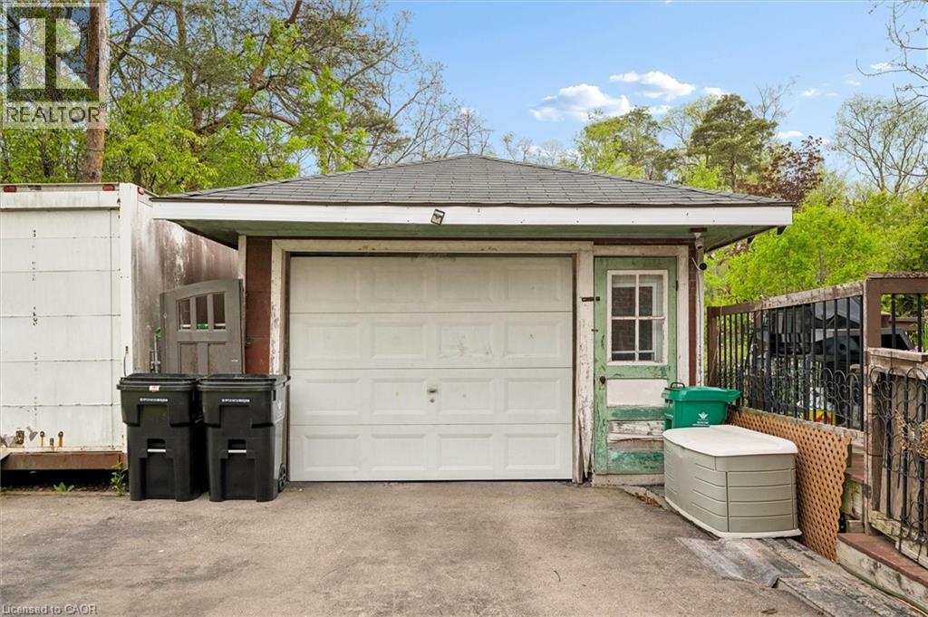 786 S STIRLING Avenue S thumbnail 43