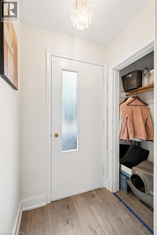 786 S STIRLING Avenue S thumbnail 9