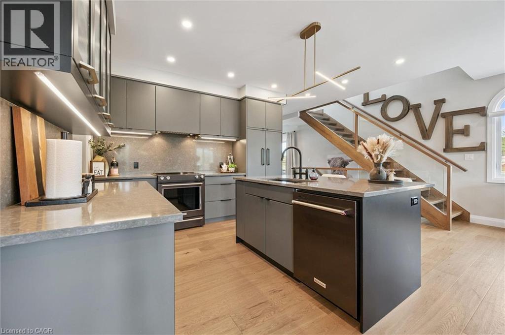 3 QUEENSBROOK Crescent thumbnail 14