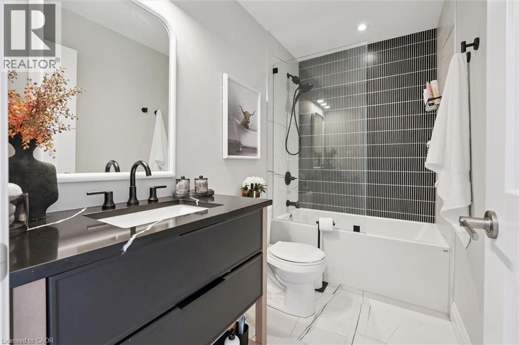 3 QUEENSBROOK Crescent thumbnail 22