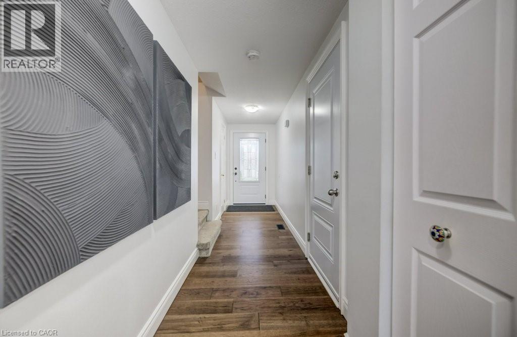 255 HIGHBROOK Crescent thumbnail 3