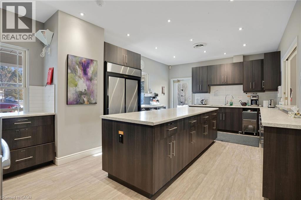 9 LAKEFIELD Court Unit# 89 thumbnail 38