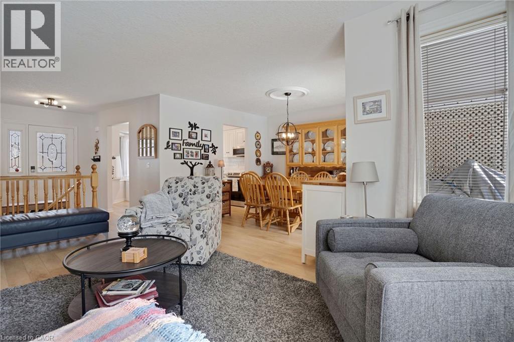 9 LAKEFIELD Court Unit# 89 thumbnail 7