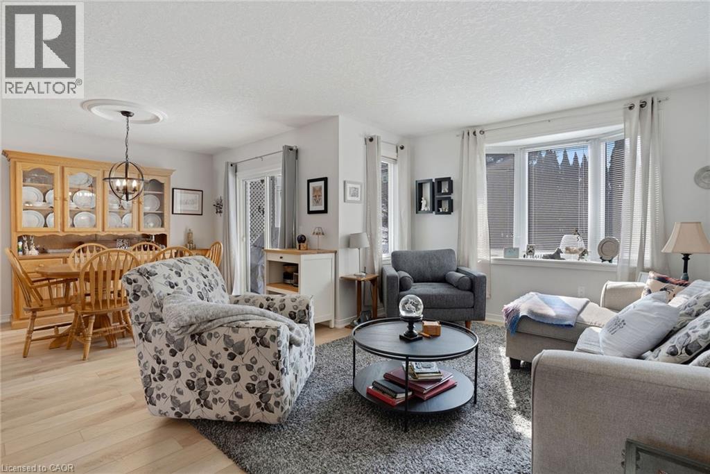 9 LAKEFIELD Court Unit# 89 thumbnail 8
