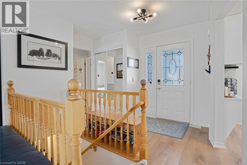 9 LAKEFIELD Court Unit# 89 thumbnail 13