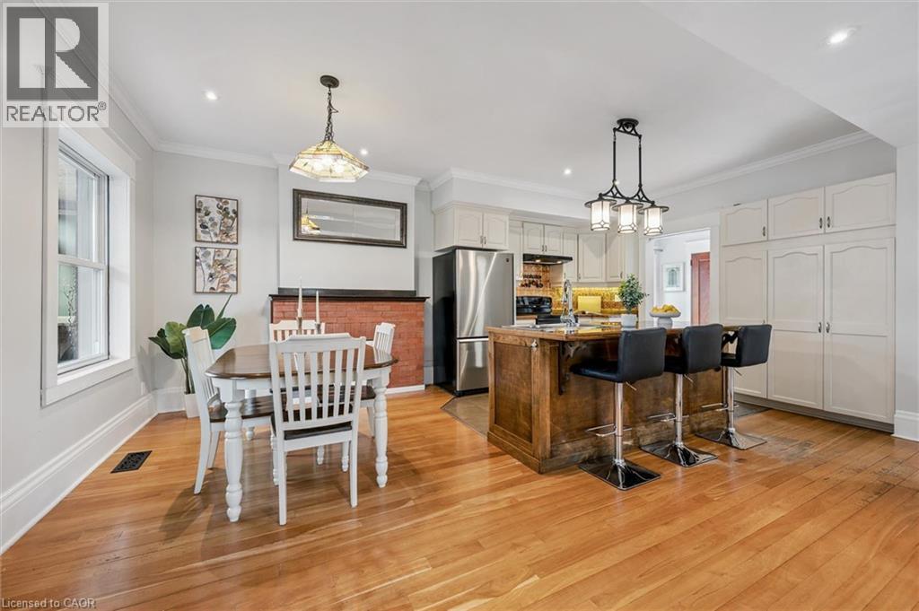 265 DOLPH Street N thumbnail 10