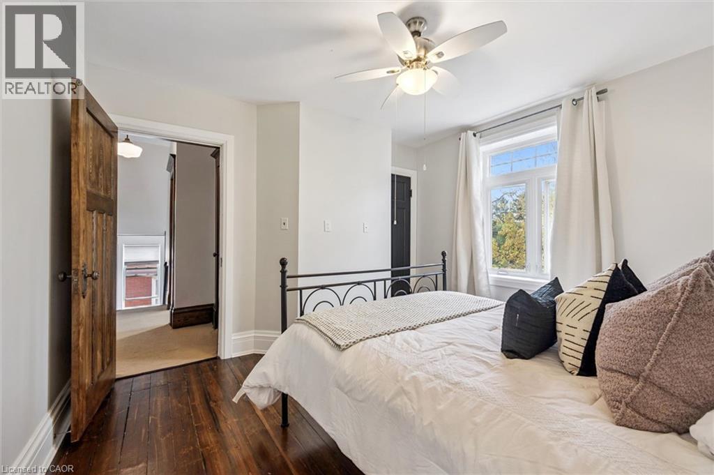 265 DOLPH Street N thumbnail 24