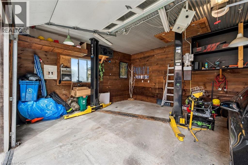 265 DOLPH Street N thumbnail 39
