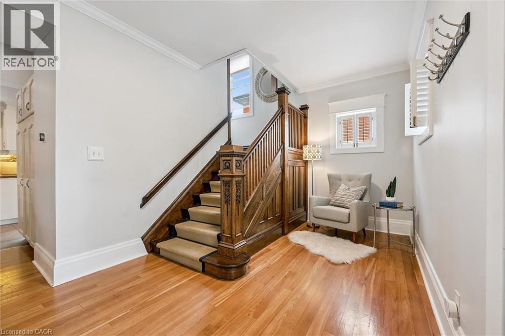 265 DOLPH Street N thumbnail 5