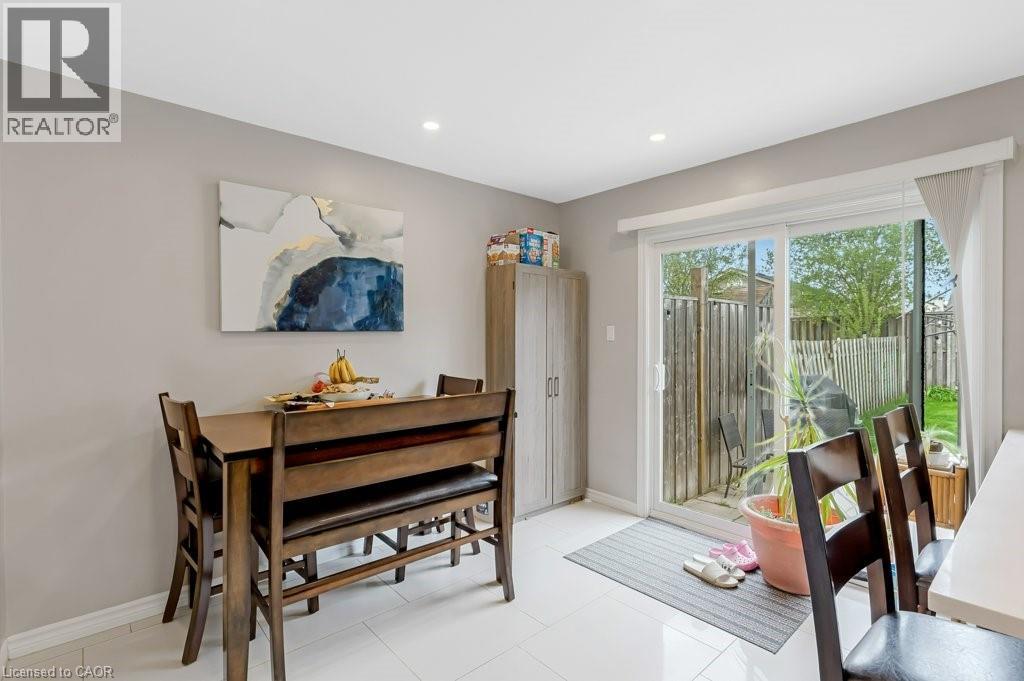 33 MEADOW WOODS Crescent thumbnail 8