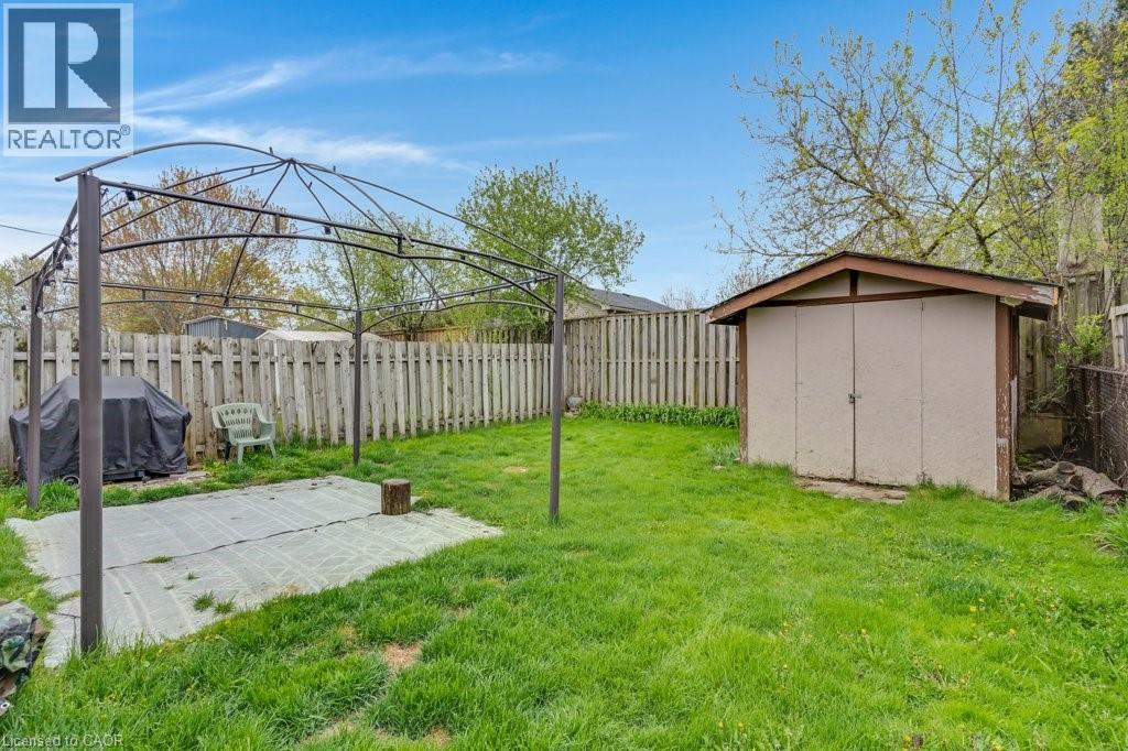 33 MEADOW WOODS Crescent thumbnail 20