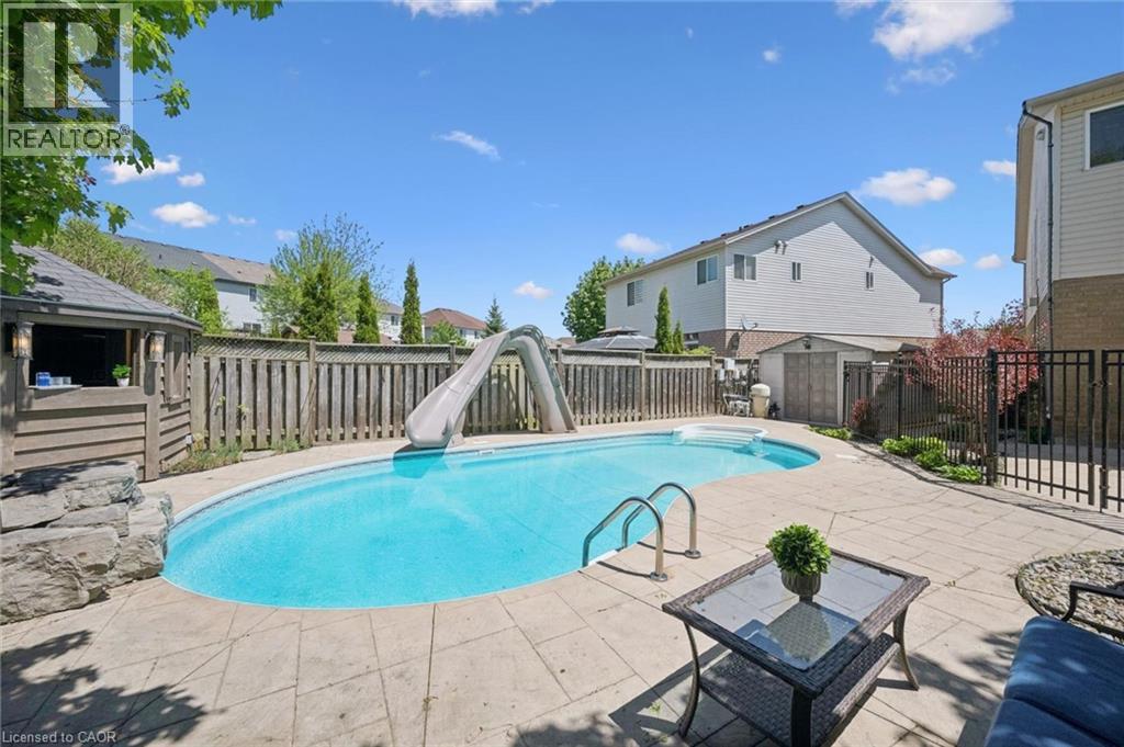 707 COMMONWEALTH Crescent thumbnail 45