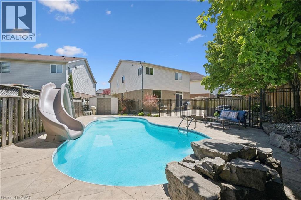 707 COMMONWEALTH Crescent thumbnail 46