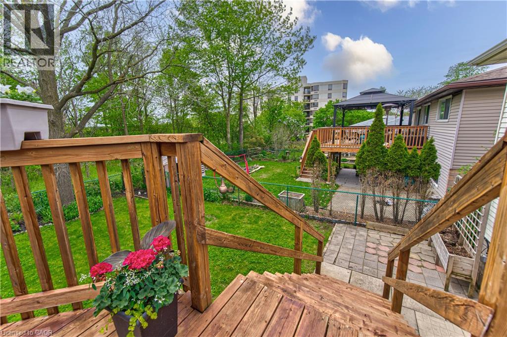 414 WOODS Lane thumbnail 34
