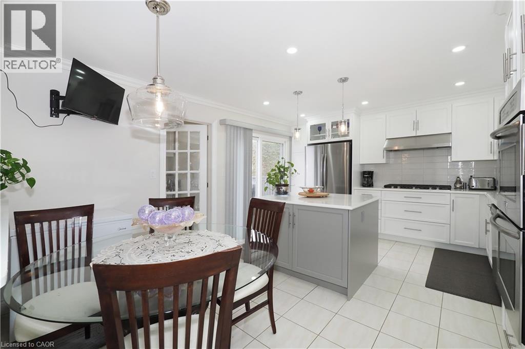 89 LYNNHAVEN Court thumbnail 12