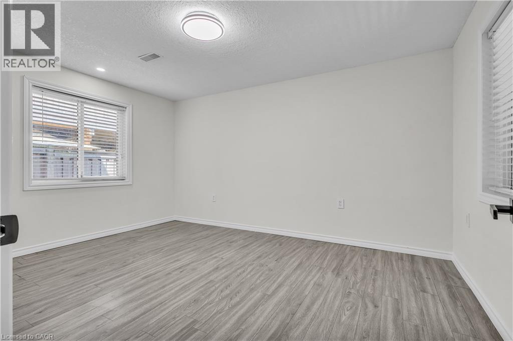 73 FITZGERALD Drive thumbnail 42