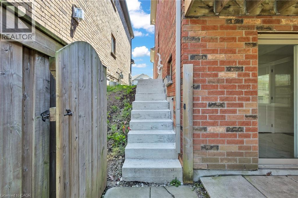 73 FITZGERALD Drive thumbnail 47