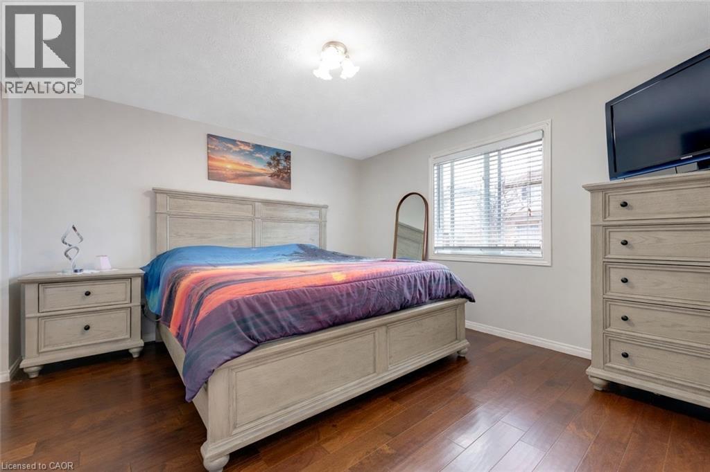 183 BUSH CLOVER Crescent thumbnail 18