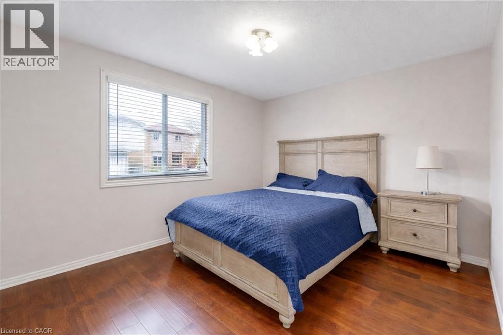183 BUSH CLOVER Crescent thumbnail 21