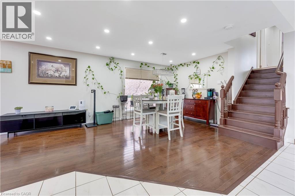 183 BUSH CLOVER Crescent thumbnail 6