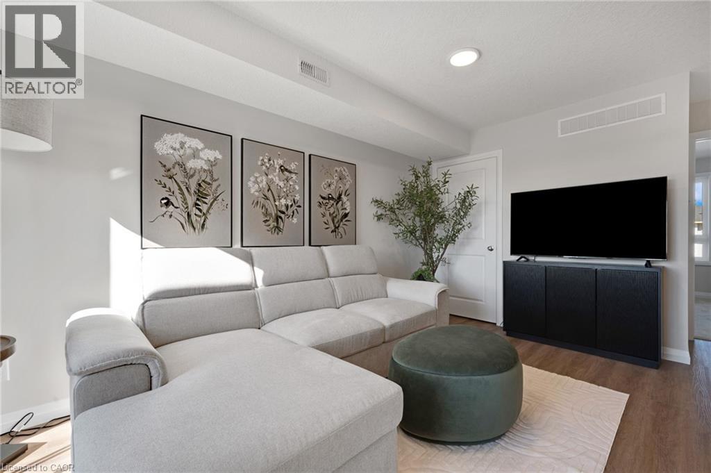 410 NORTHFIELD Drive W Unit# D10 thumbnail 19