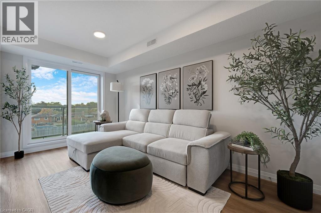 410 NORTHFIELD Drive W Unit# E16 thumbnail 16