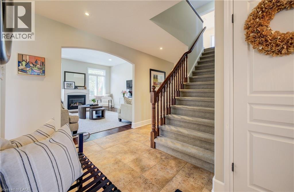 195 WESTCLIFF Way thumbnail 2