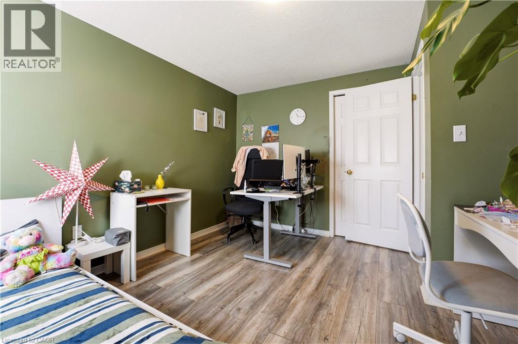 541 WILD IRIS Avenue thumbnail 13