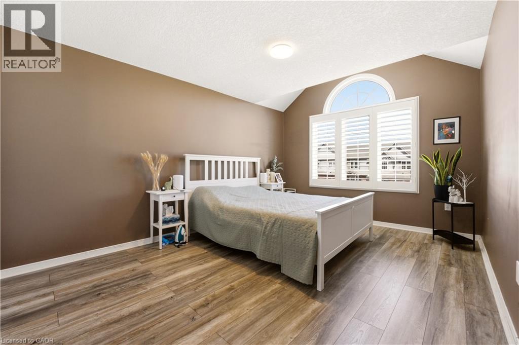 541 WILD IRIS Avenue thumbnail 12