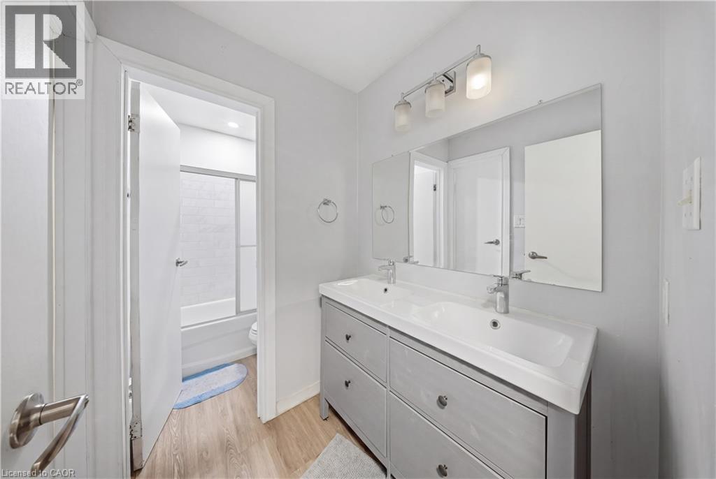 91 WESTMOUNT Road Unit# 3 thumbnail 17