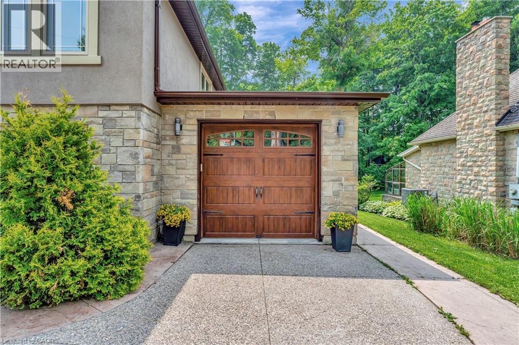 11 MAPLE HILL Drive thumbnail 5