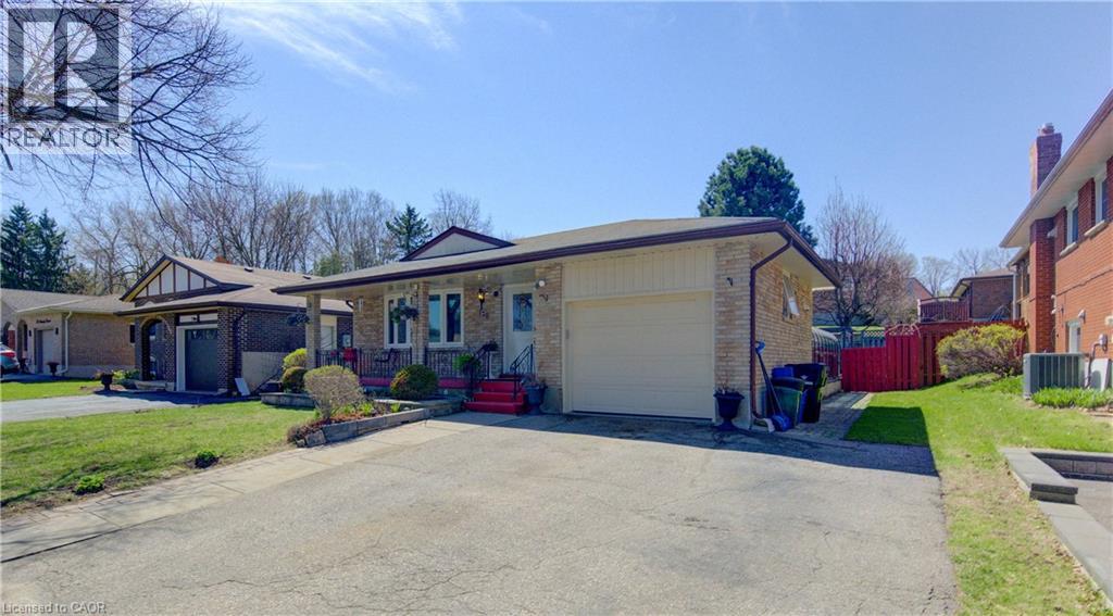 170 MARTINGLEN Crescent thumbnail 2