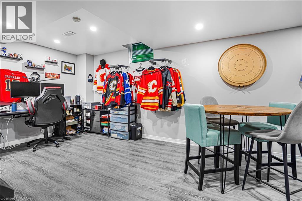 224 HILLTOP Drive thumbnail 17