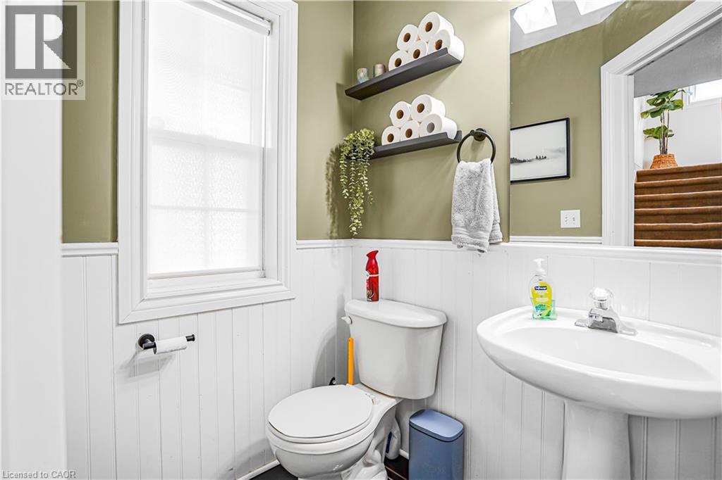 224 HILLTOP Drive thumbnail 8