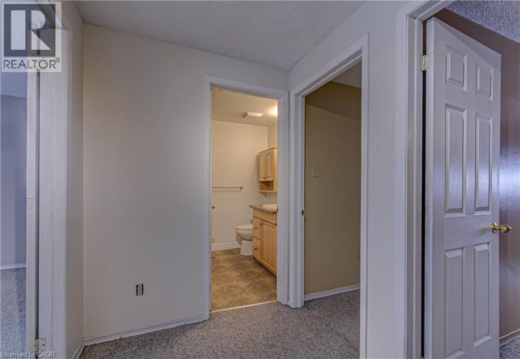 46 CEDARWOODS Crescent Unit# 6 thumbnail 10