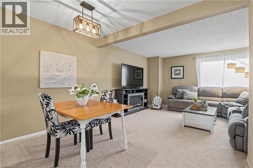 265 WILLIAMSBURG Road Unit# 16 thumbnail 5