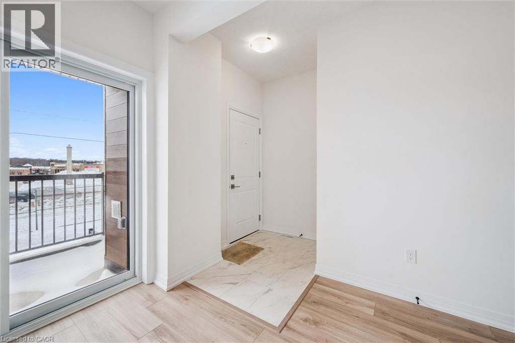 525 ERINBROOK Drive Unit# C061 thumbnail 4