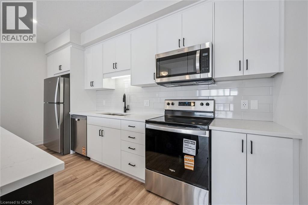 525 ERINBROOK Drive Unit# C061 thumbnail 11