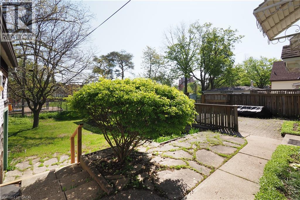100 NORTH Drive thumbnail 31