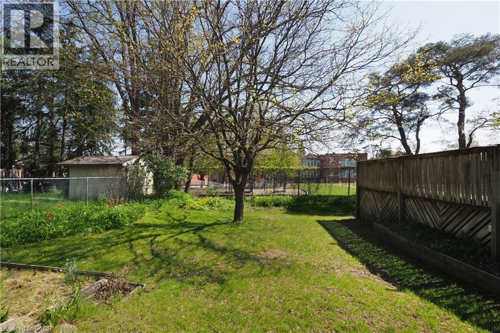 100 NORTH Drive thumbnail 35