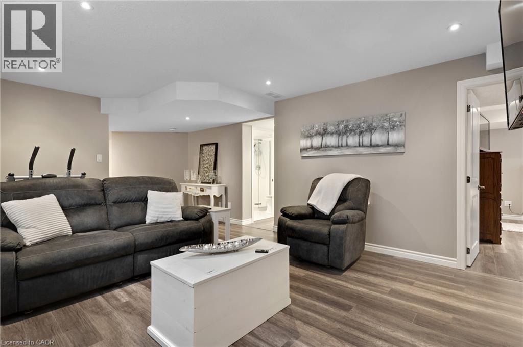 31 TOWNSEND Drive Unit# 64 thumbnail 38