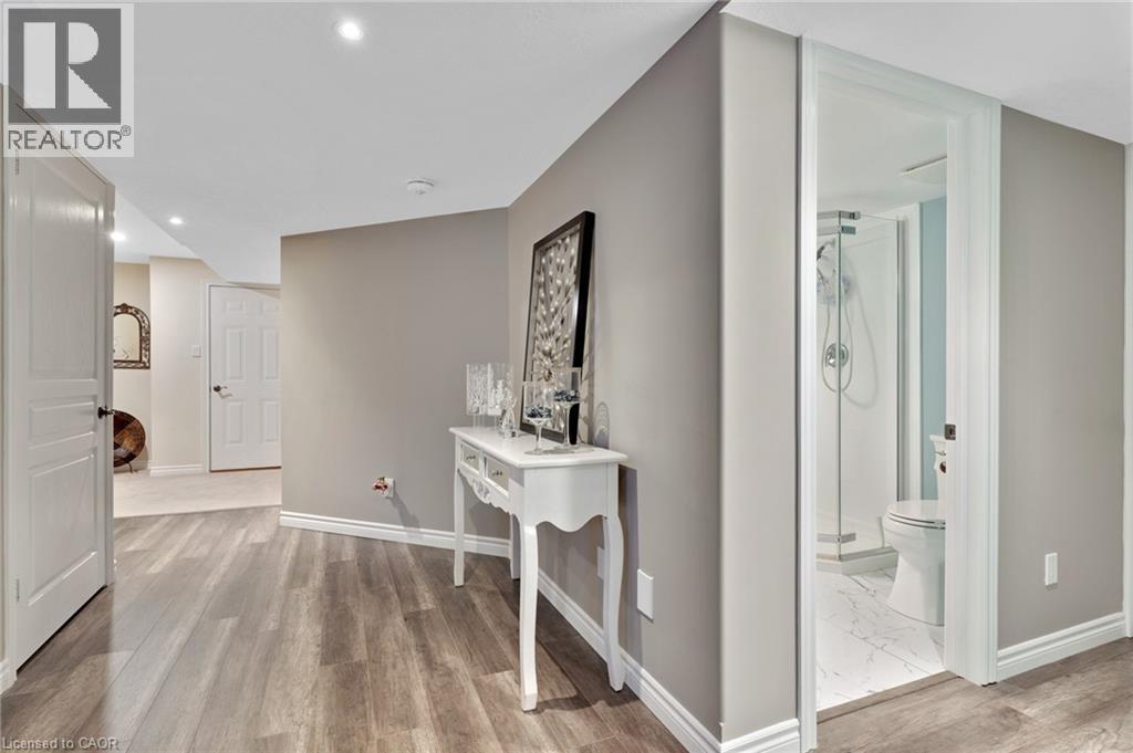31 TOWNSEND Drive Unit# 64 thumbnail 33