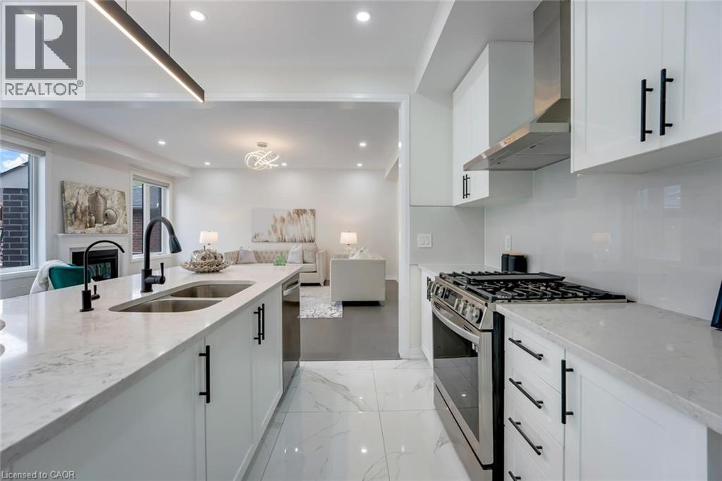 116 CROSSMORE Crescent thumbnail 14
