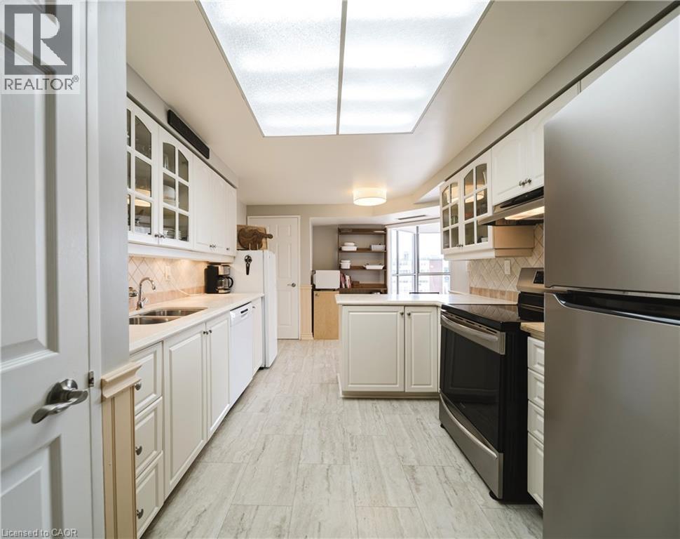 265 WESTCOURT Place Unit# 705 thumbnail 14