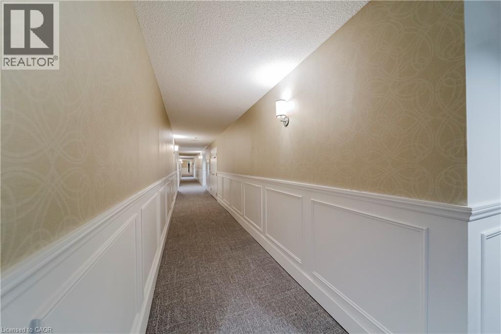 265 WESTCOURT Place Unit# 705 thumbnail 28