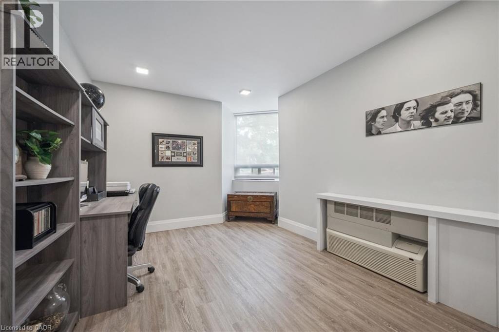 688 PRESTON Parkway Unit# 101 thumbnail 28