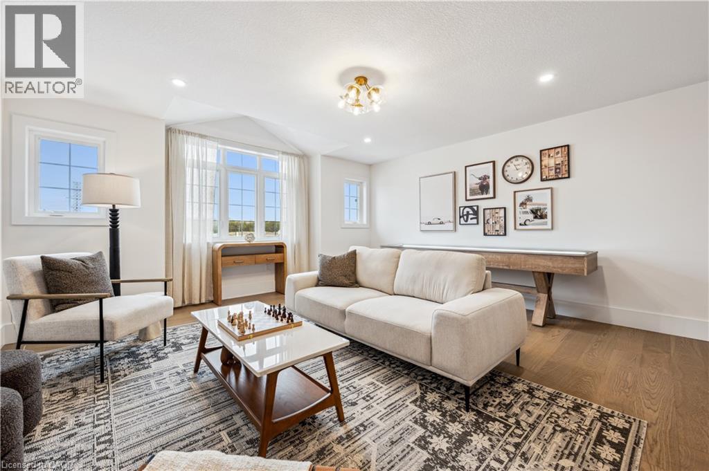629 ANTON Crescent thumbnail 16