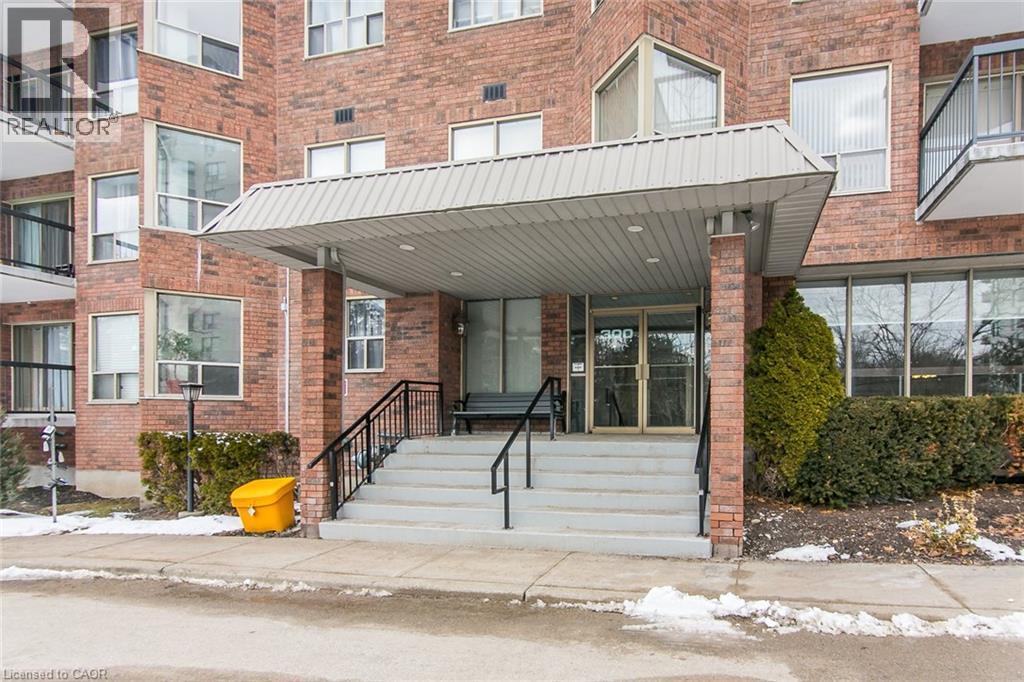 300 KEATS Way Unit# 402 thumbnail 3
