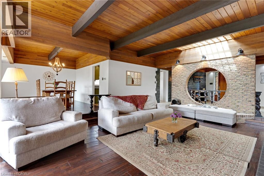 565 FOUNTAIN Street S thumbnail 9